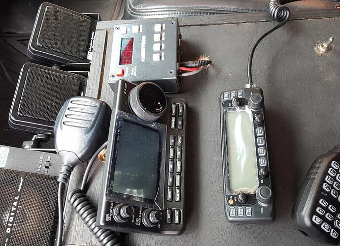 farmtruck radio.jpg